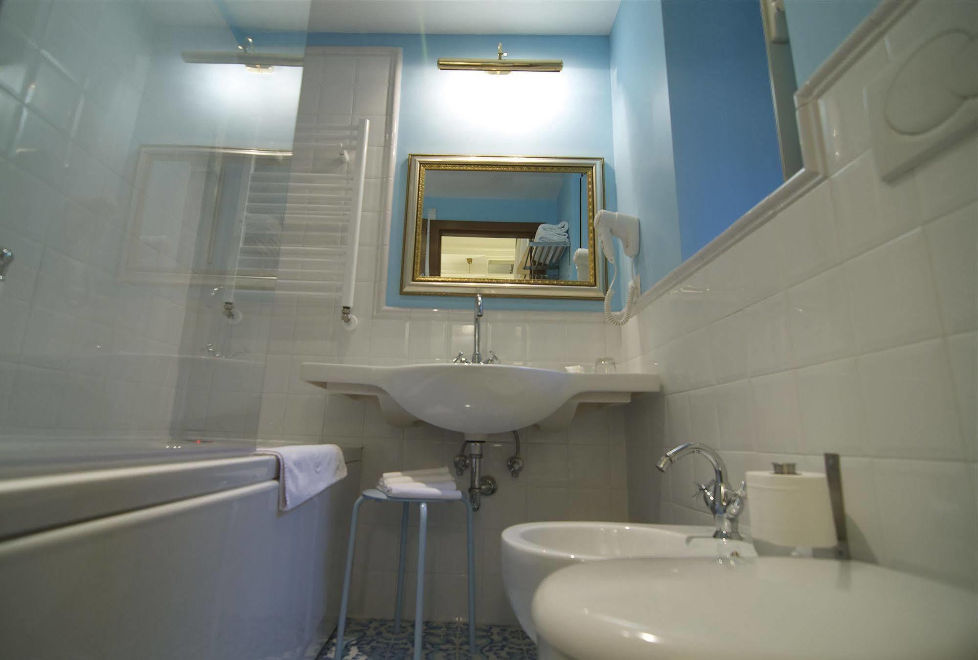Hotel Internoroma Zewnętrze zdjęcie